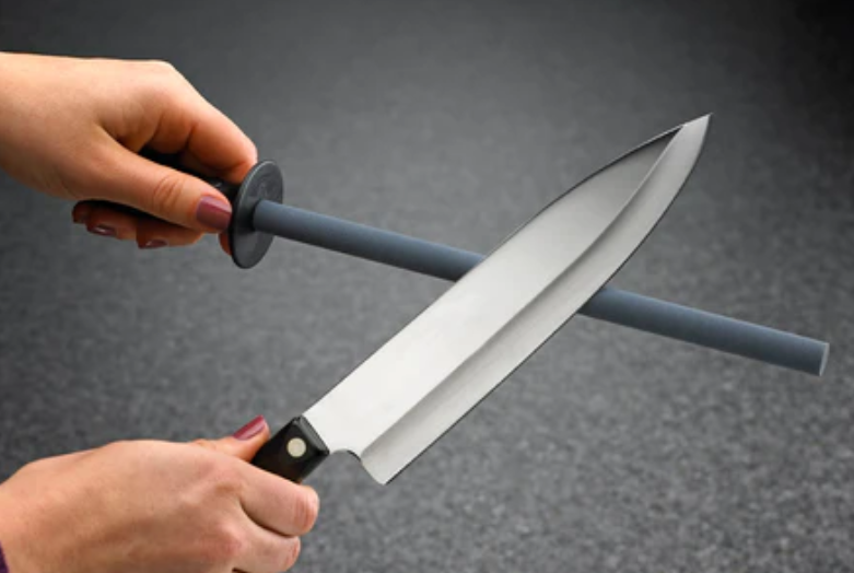 Sharpening vs Honing 